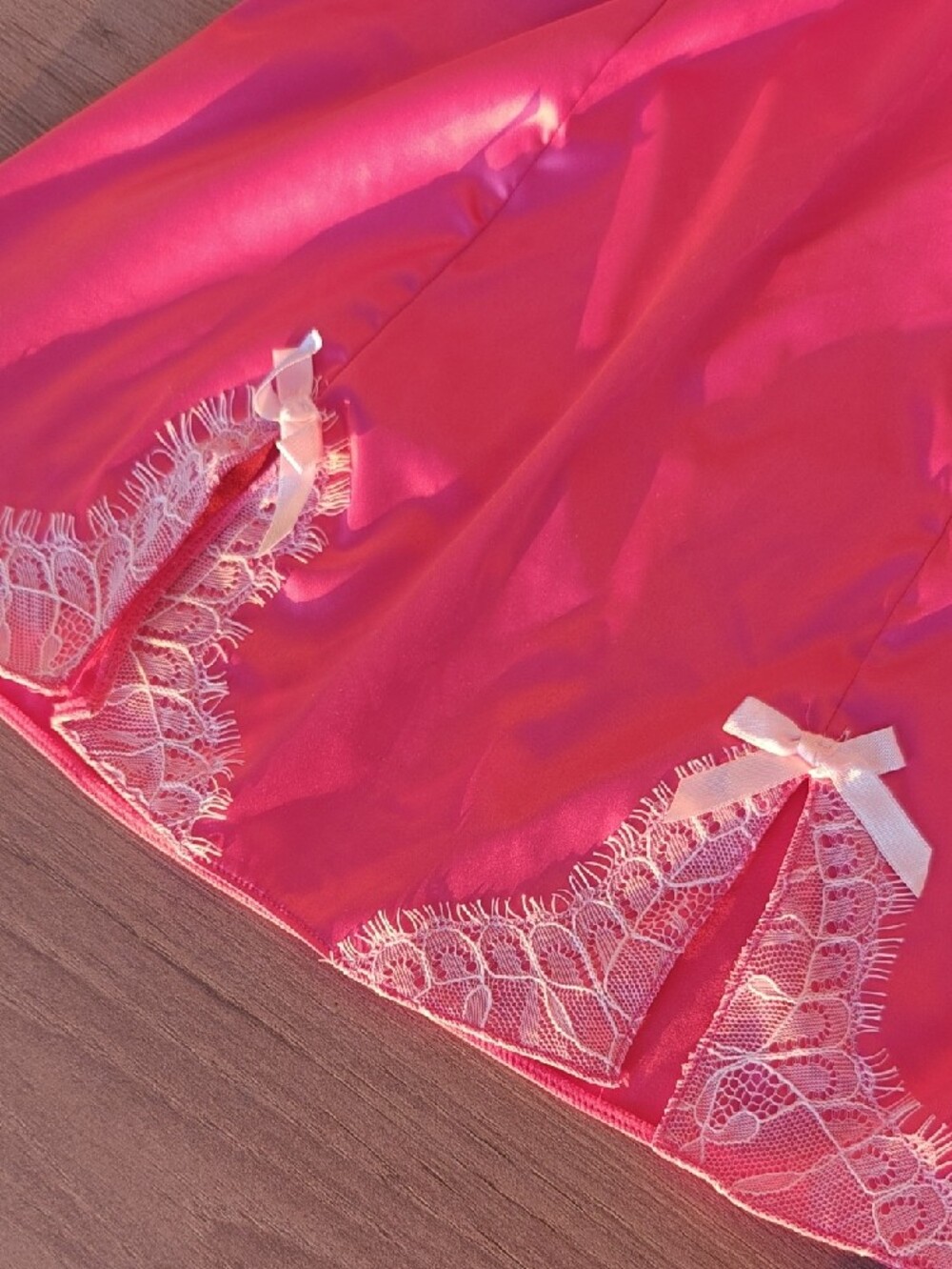 La Vie En Rose Hot Pink Satin Chemise with Cream Lace - Picture 2 of 8